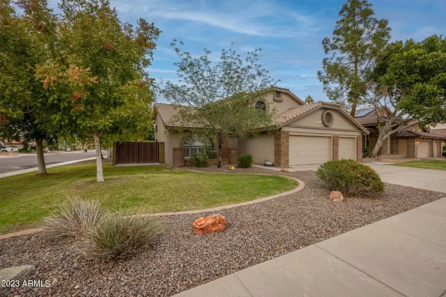 7032 W Wescott Drive, Glendale, AZ 85308 - Image #2
