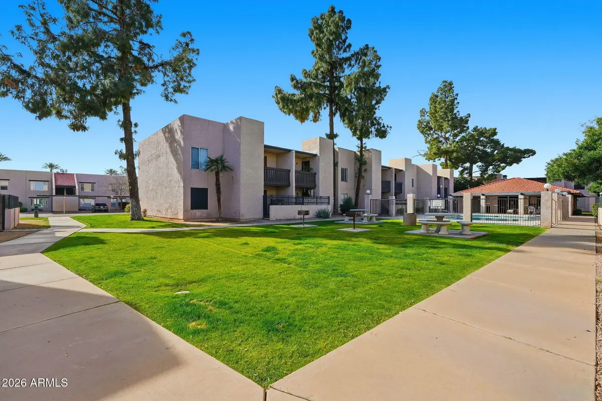 1927 E Hampton Avenue #207, Mesa, AZ 85204 - Image #1