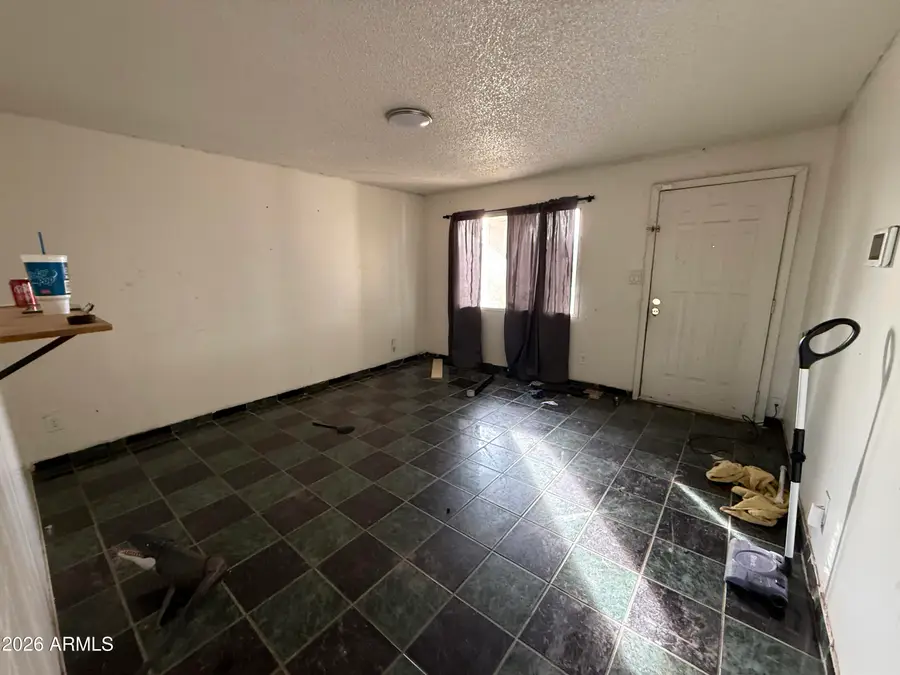 6624 W Columbus Avenue, Phoenix, AZ 85033 - Image #2