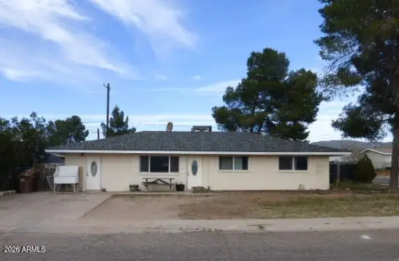 302 W Greenwich Road, Kearny, AZ 85137 - #1