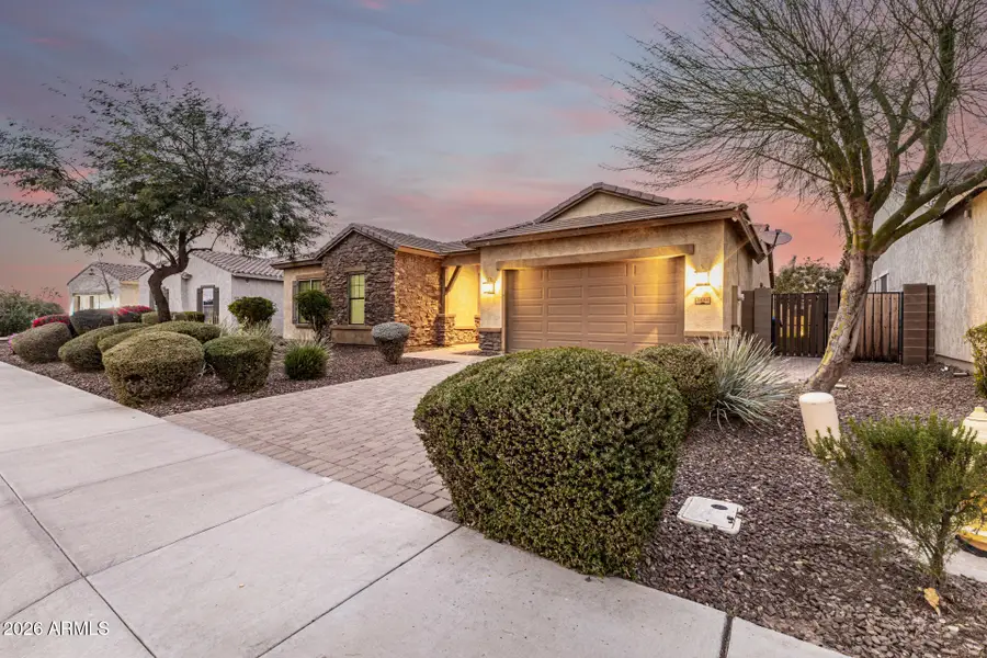 3888 E Chestnut Lane, Gilbert, AZ 85298 - #3