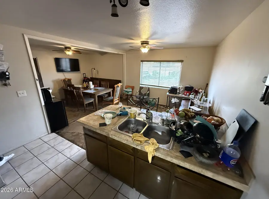 408 E Garnet Avenue, Mesa, AZ 85204 - #3