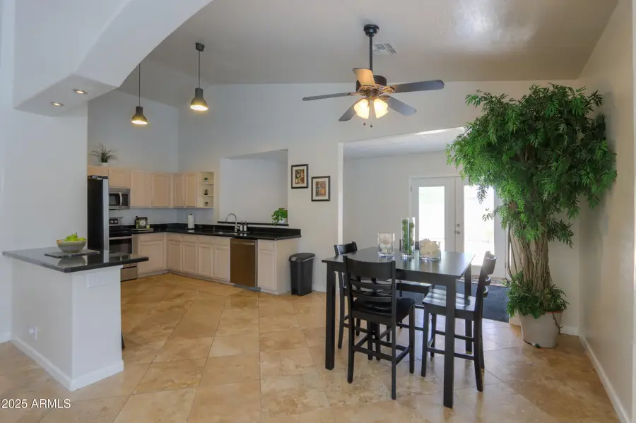 687 N Gregory Place, Chandler, AZ 85226 - Image #2