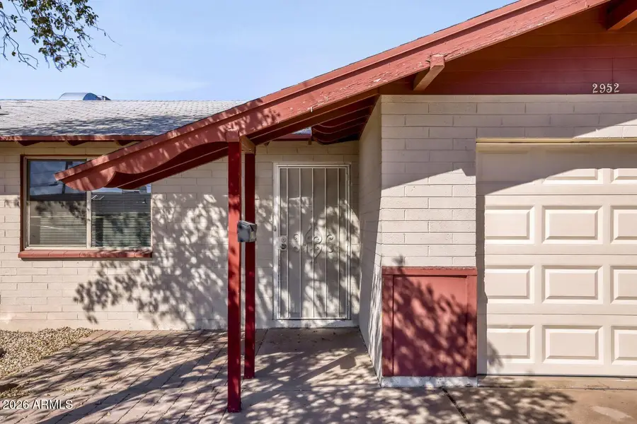 2952 N 53rd Drive, Phoenix, AZ 85031 - Image #2