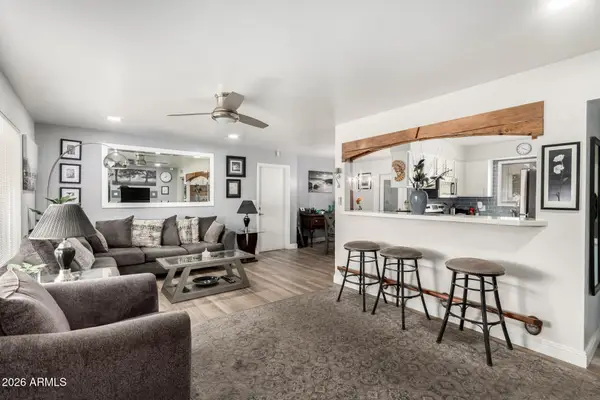 5422 E Des Moines Street, Mesa, AZ 85205