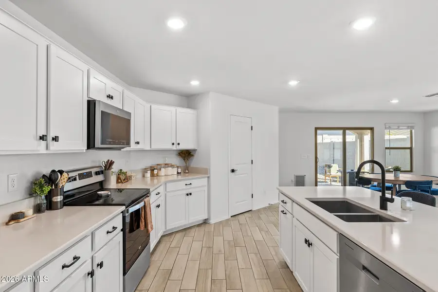 516 E Mountain View Drive, Avondale, AZ 85323 - #3