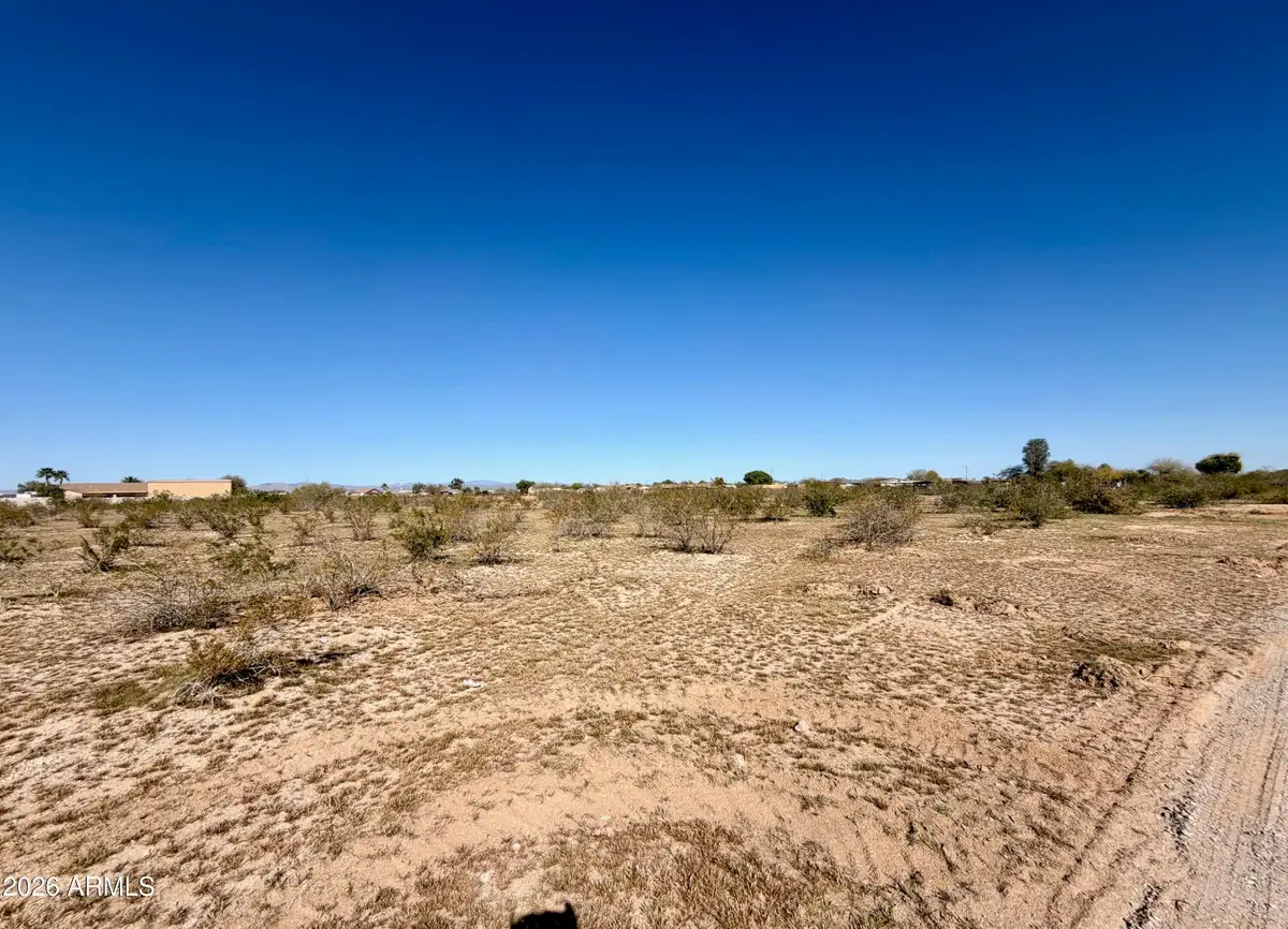 207XX N 205th (503-47-132) Avenue #1.128 Acre, Wittmann, AZ 85361 - #1