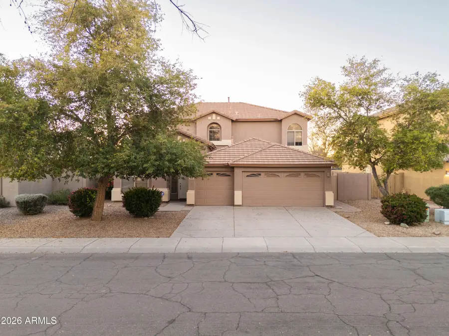 562 N Kimberlee Way, Chandler, AZ 85225 - Image #2