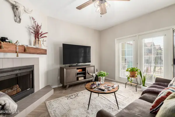 2315 W Union Hills Drive #104, Phoenix, AZ 85027