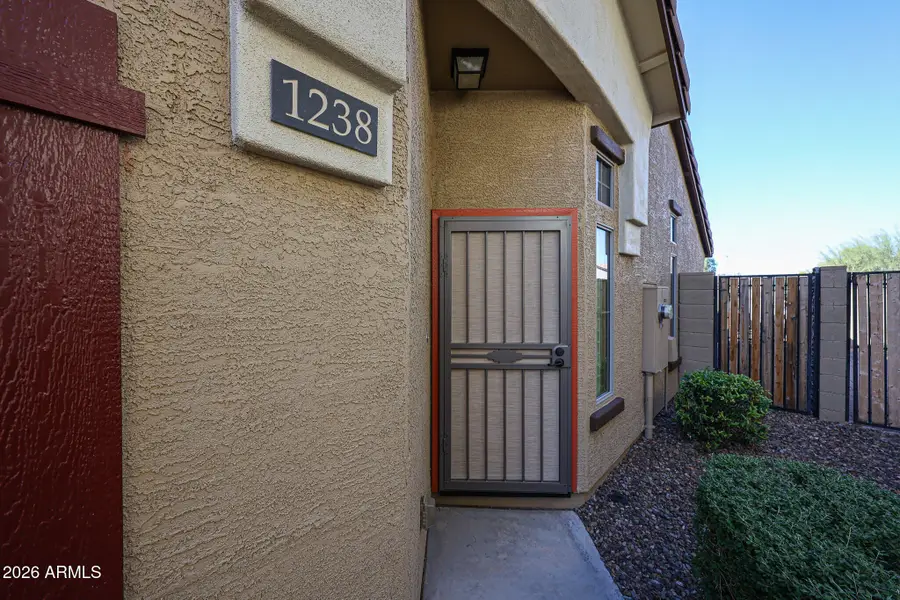 2725 E Mine Creek Road #1238, Phoenix, AZ 85024 - Image #2