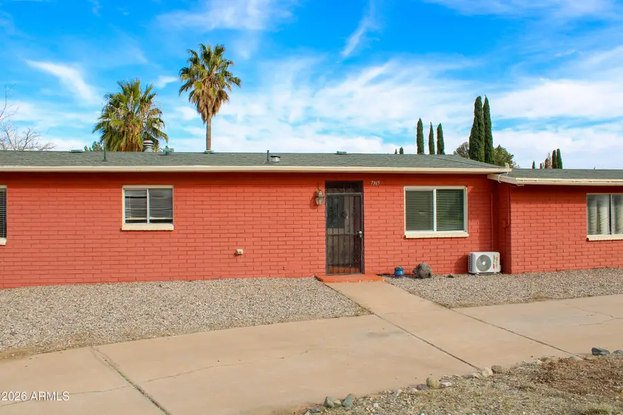 7365 S Sunnyvale Road, Hereford, AZ 85615 - #2