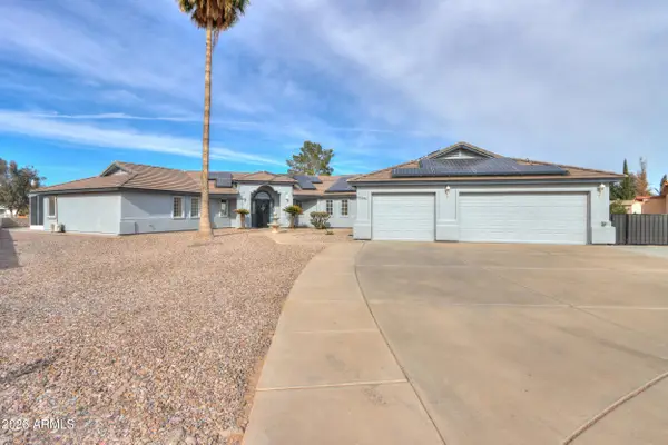 15301 S Bentley Place, Arizona City, AZ 85123