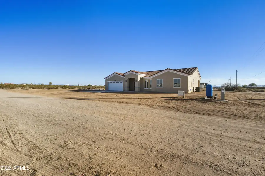 33279 W Alta Vista Road, Tonopah, AZ 85354 - Image #3