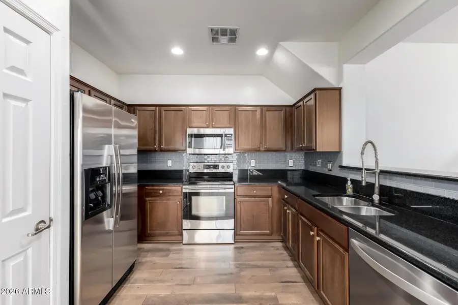 5374 W Chisum Trail, Phoenix, AZ 85083 - Image #3