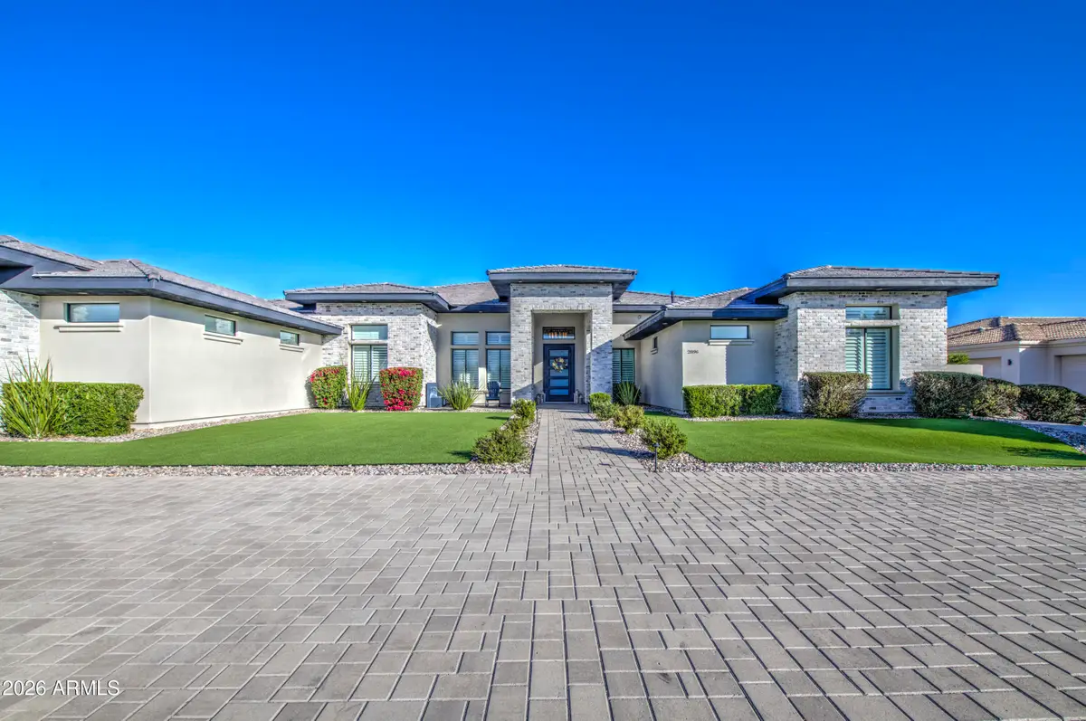 2896 E Arrowhead Trail, Gilbert, AZ 85297 - #1