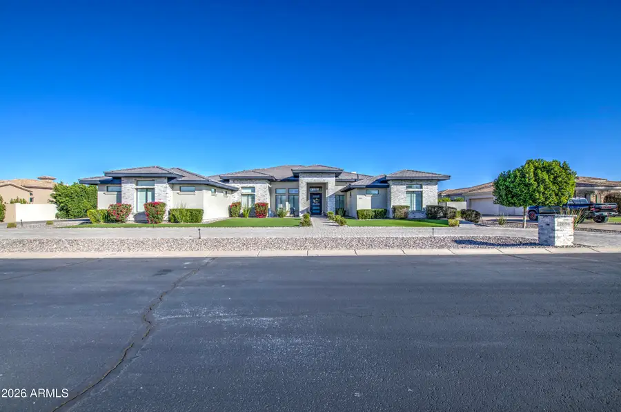 2896 E Arrowhead Trail, Gilbert, AZ 85297 - #3