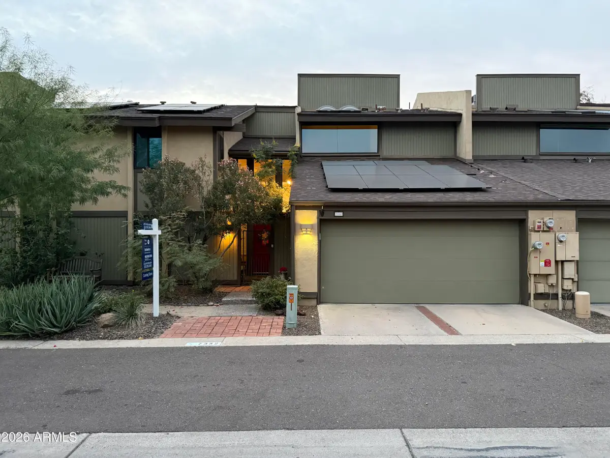 7352 N 7th Place, Phoenix, AZ 85020 - #1