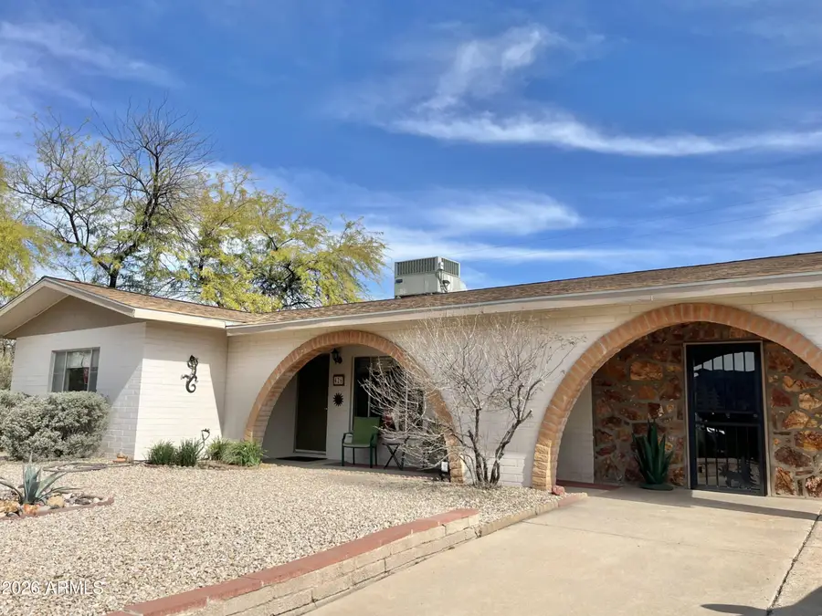 426 W Essex Road, Kearny, AZ 85137 - #3