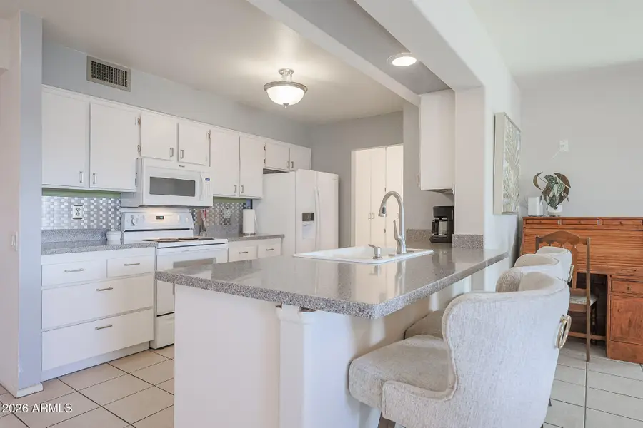 10649 W Brookside Drive, Sun City, AZ 85351 - #3