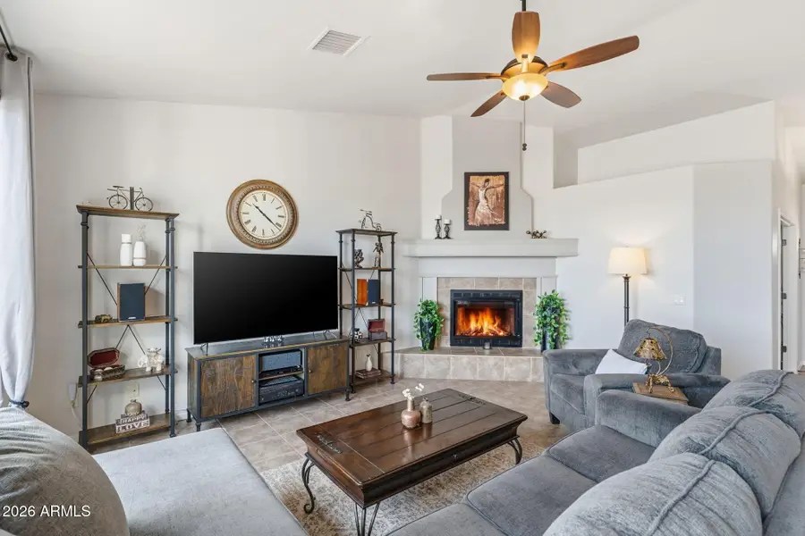 5831 E Silver Leaf Court, Hereford, AZ 85615 - #3