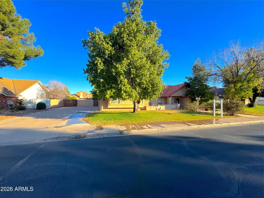 510 E Houston Avenue, Gilbert, AZ 85234 - #3
