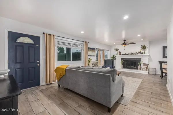 3313 W Surrey Avenue, Phoenix, AZ 85029