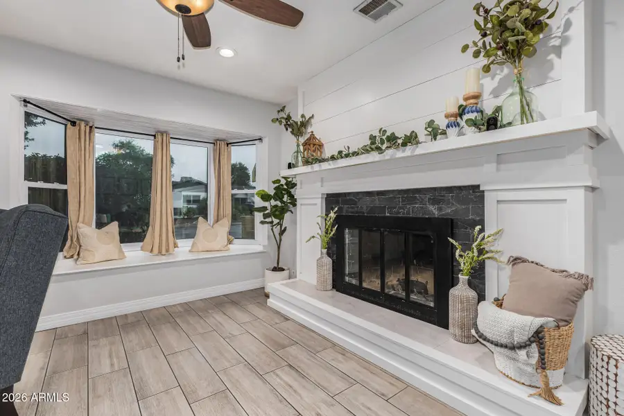 3313 W Surrey Avenue, Phoenix, AZ 85029 - #3