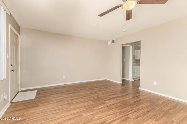 1002 E Orchid Lane, Phoenix, AZ 85020