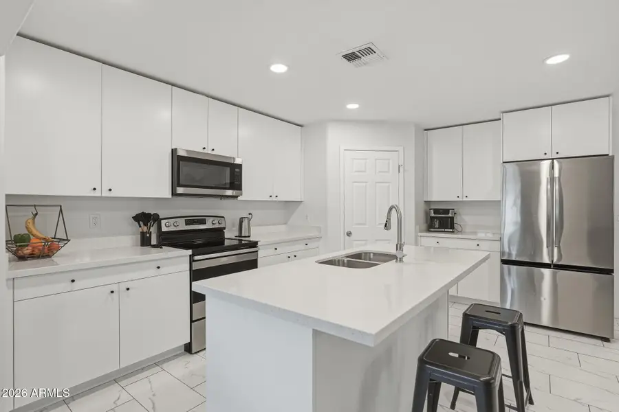 8042 S Calle Moctezuma --, Tempe, AZ 85283 - #2