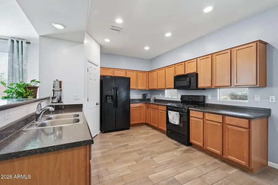 98 S 196th Lane, Buckeye, AZ 85326 - #3