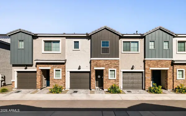 2822 W White Feather Lane, Phoenix, AZ 85085