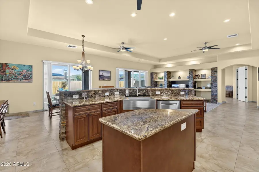 112 W Circle Mountain Road, New River, AZ 85087 - #3