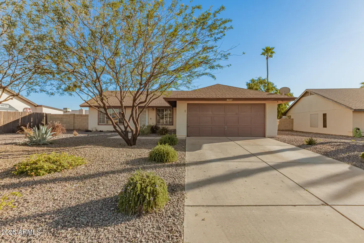 8057 W Dreyfus Drive, Peoria, AZ 85381 - #1