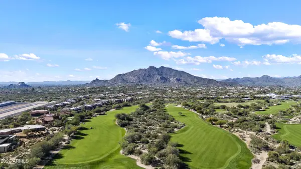 36601 N Mule Train Road #C33, Carefree, AZ 85377