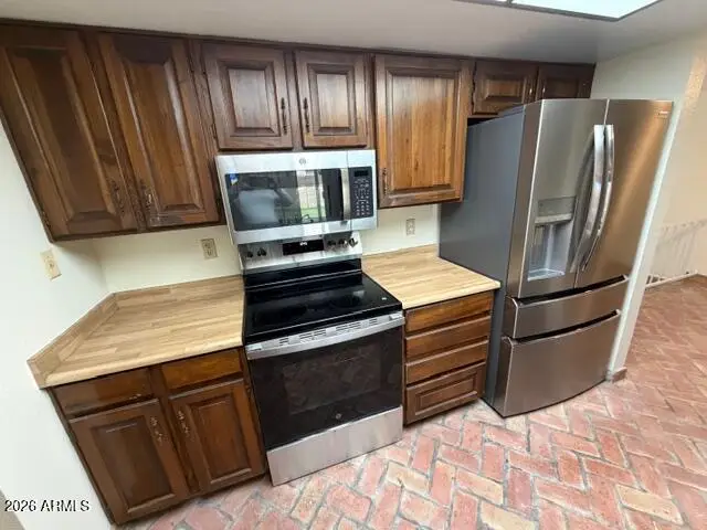 3937 W Paradise Drive, Phoenix, AZ 85029 - #2