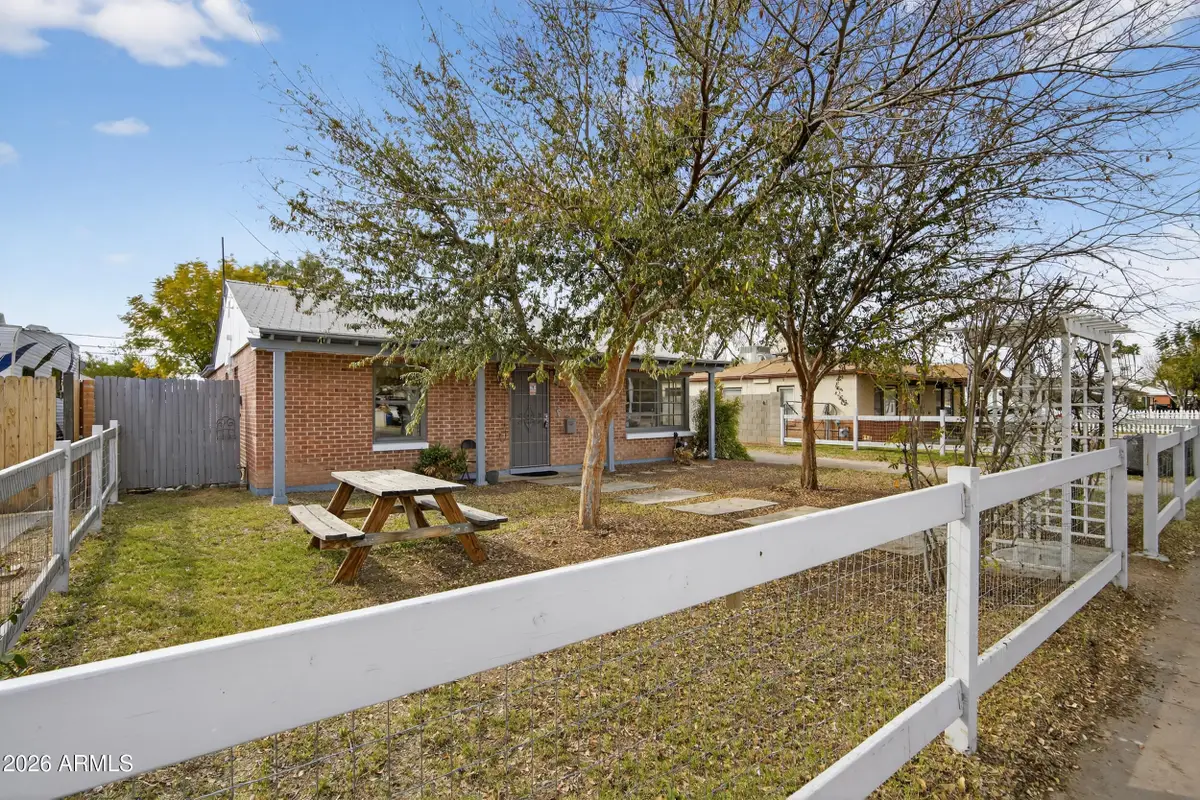 675 E 1st Place, Mesa, AZ 85203 - #1