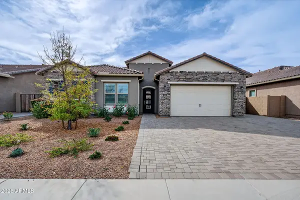 1111 E Holland Park Drive, Gilbert, AZ 85297