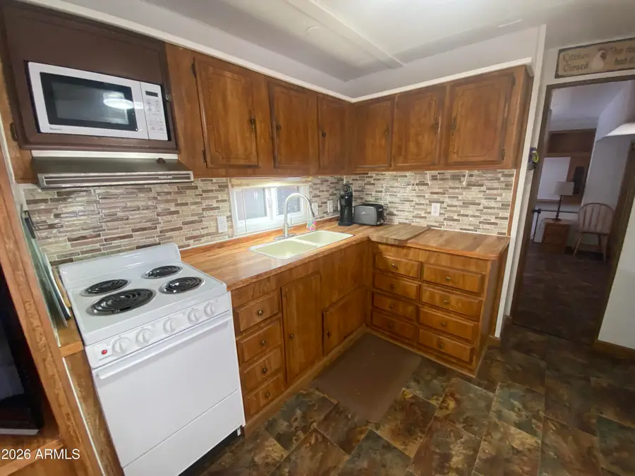 1001 S Kiowa Circle, Apache Junction, AZ 85119 - #3