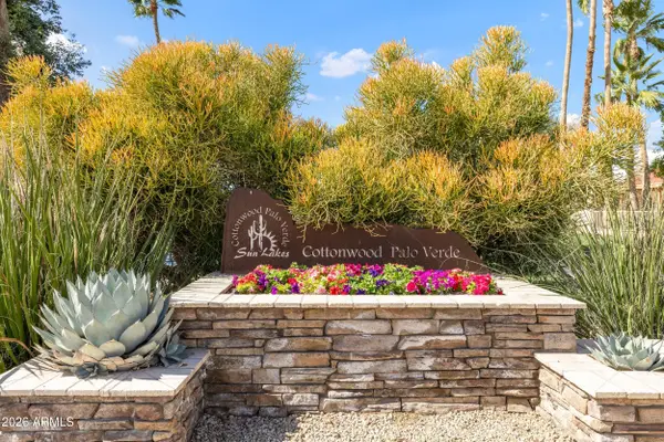 26409 S Saddletree Drive, Sun Lakes, AZ 85248