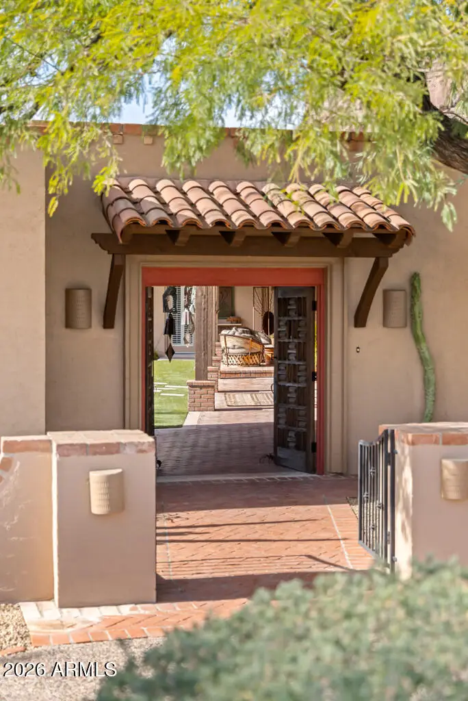 5102 N Saddle Rock Lane, Phoenix, AZ 85018 - #1