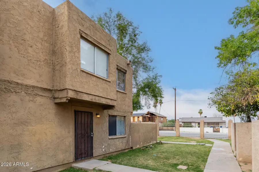 4267 N 68th Lane, Phoenix, AZ 85033 - #3