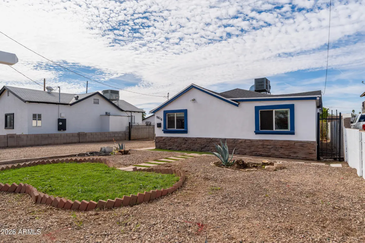 9616 N 11th Avenue, Phoenix, AZ 85021 - #1