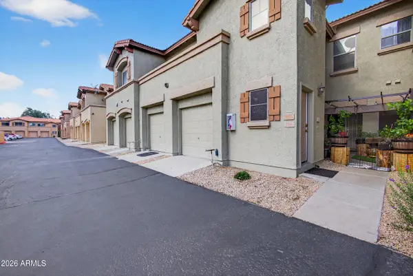 805 S Sycamore Avenue #216, Mesa, AZ 85202