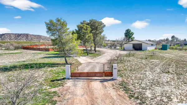 13505 E Rindone Lane, Cornville, AZ 86325