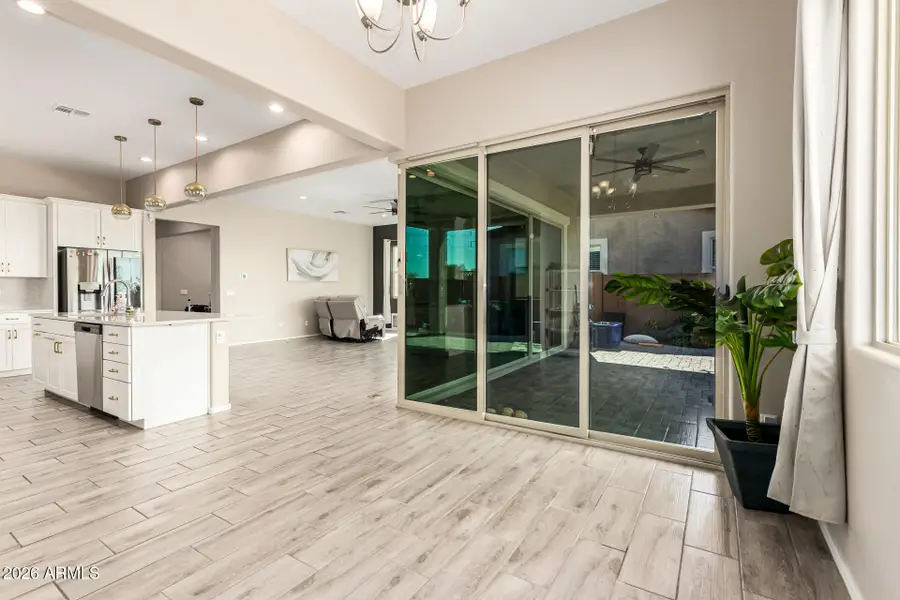 7528 W Warner Street, Phoenix, AZ 85043 - #2