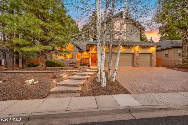 806 N Lone Oak Way, Flagstaff, AZ 86004