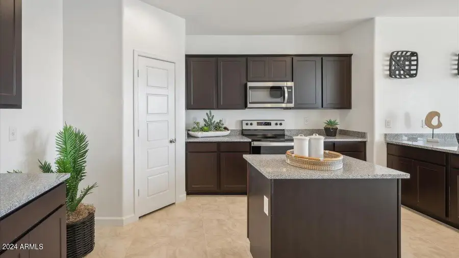 636 W Freedom Street, Florence, AZ 85132 - #3