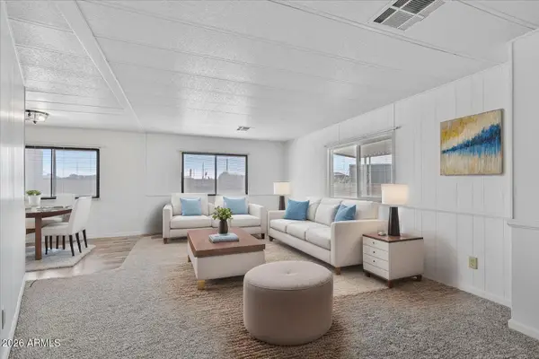 2121 N Center Street #102, Mesa, AZ 85201