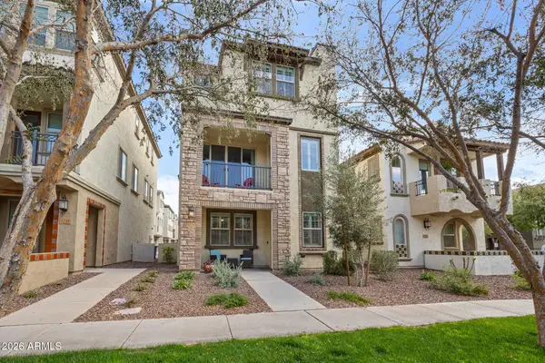 2754 S Harmony Avenue, Gilbert, AZ 85295