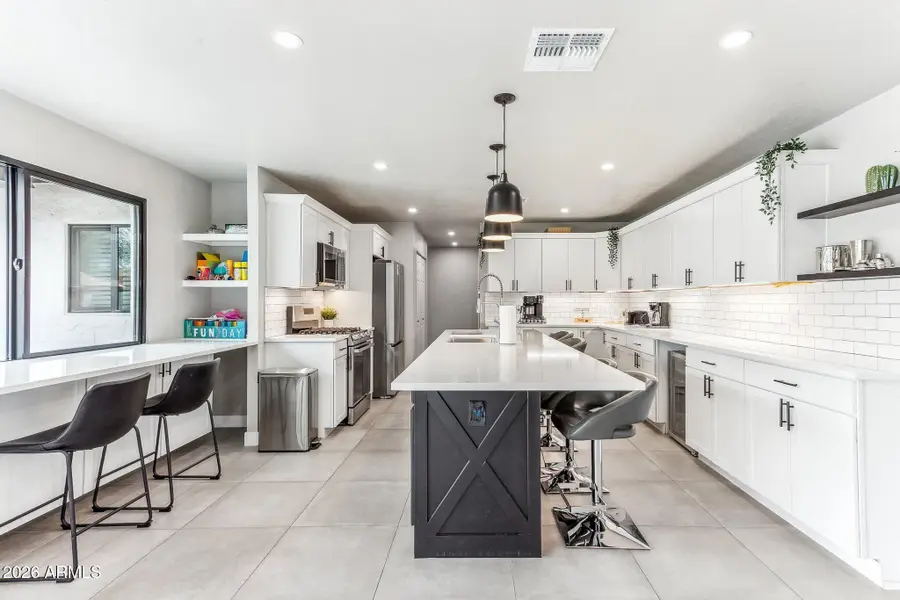 8725 E Osborn Road, Scottsdale, AZ 85251 - #3